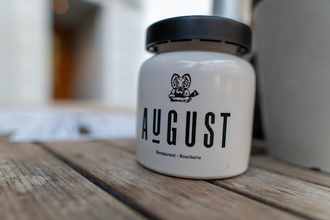 AuGust