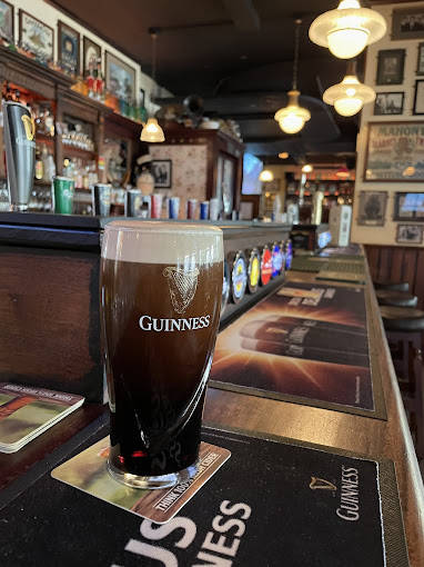 Kennedy’s Irish Pub