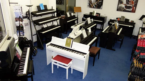 VD Centre Schmidt Pianos