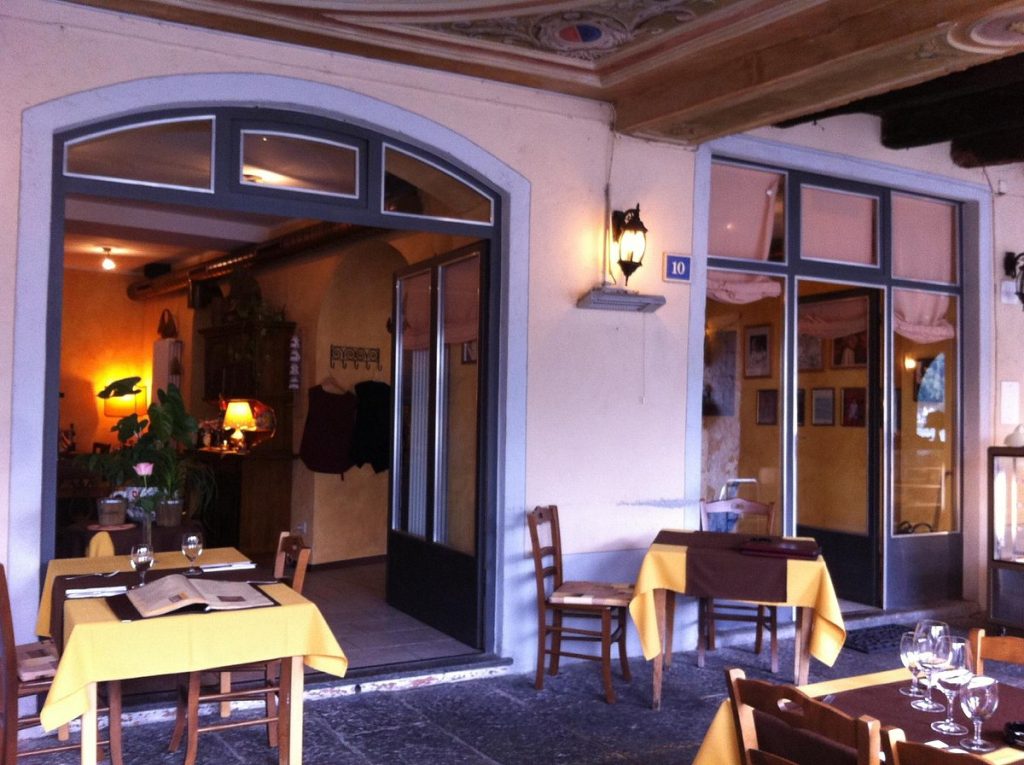 Osteria Portici